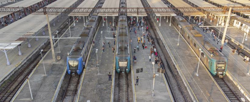 Trens RJ inicia operação