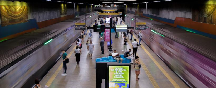 Barcas, trens e metrô operam normalmente na noite desta terça-feira
