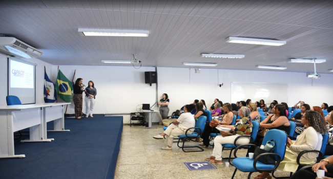 Cabo Frio recebe curso que capacita gestores municipais de políticas para mulheres